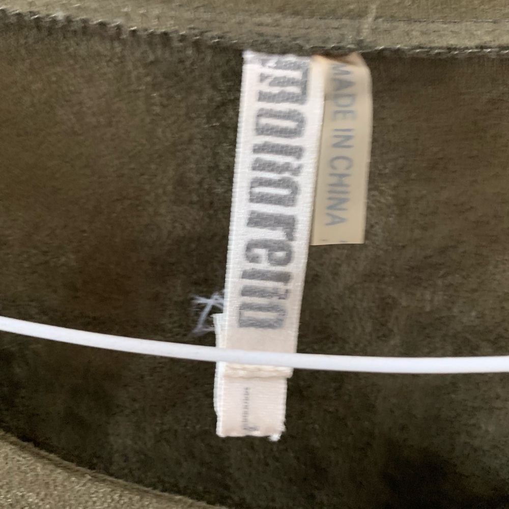 Suede Top - Picture 3 of 3